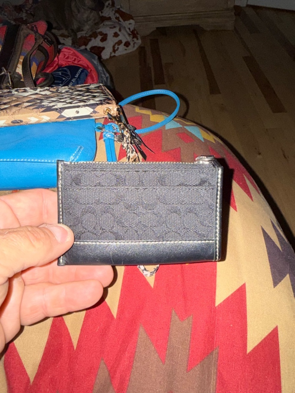 Black Signature Card Holder Wallet